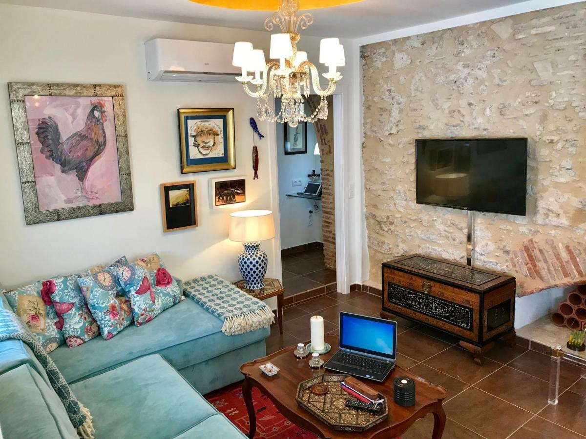 Apartamento Con Terraza,A 100M Playa Costilla Y Frente Al Castillo ロタ エクステリア 写真
